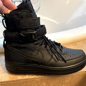 Nike SF Air Force 1 High (authentic new in box)